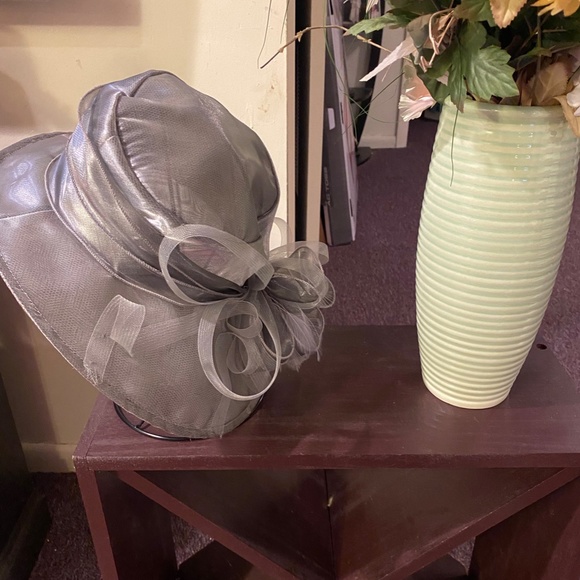 Ladies Hat - Picture 5 of 5